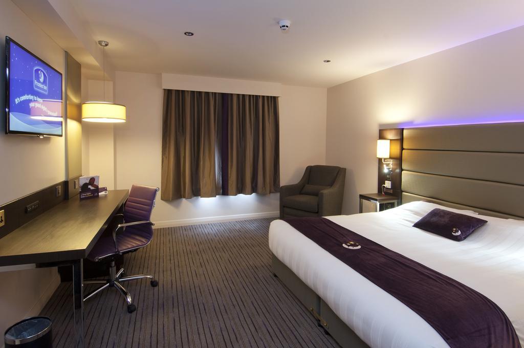 Premier Inn London Southwark Oda fotoğraf